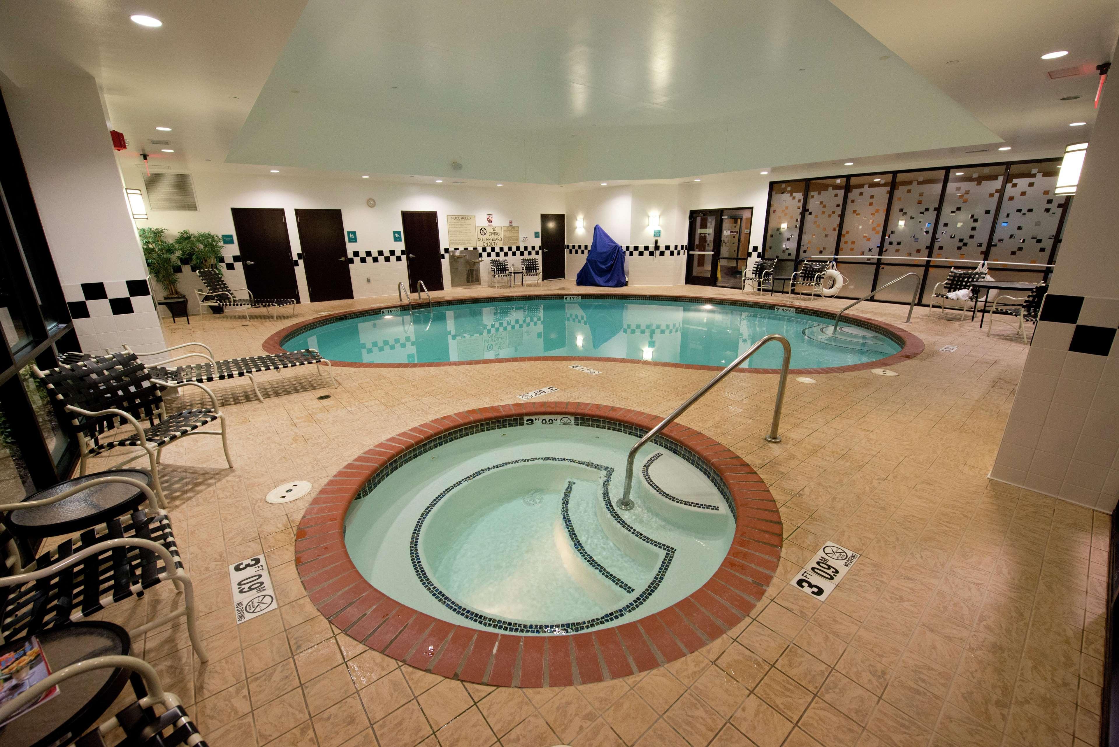 Doubletree Suites By Hilton Bentonville Eksteriør billede