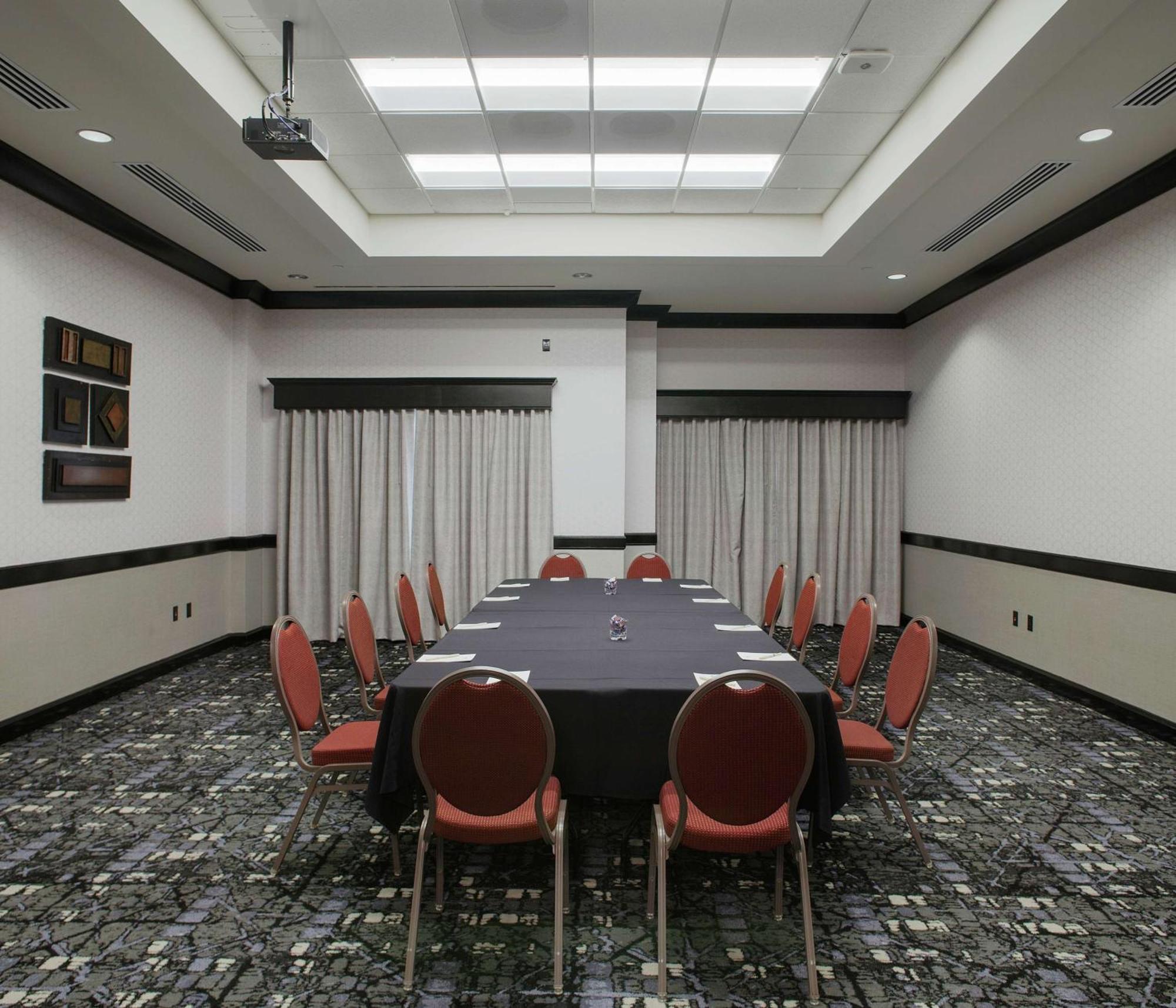 Doubletree Suites By Hilton Bentonville Eksteriør billede