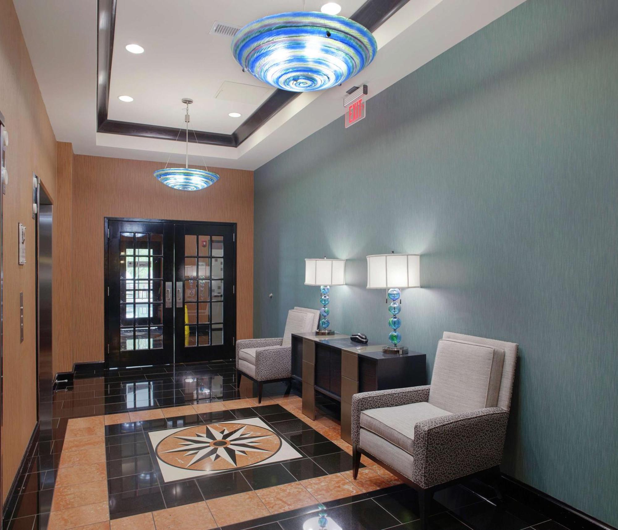 Doubletree Suites By Hilton Bentonville Eksteriør billede