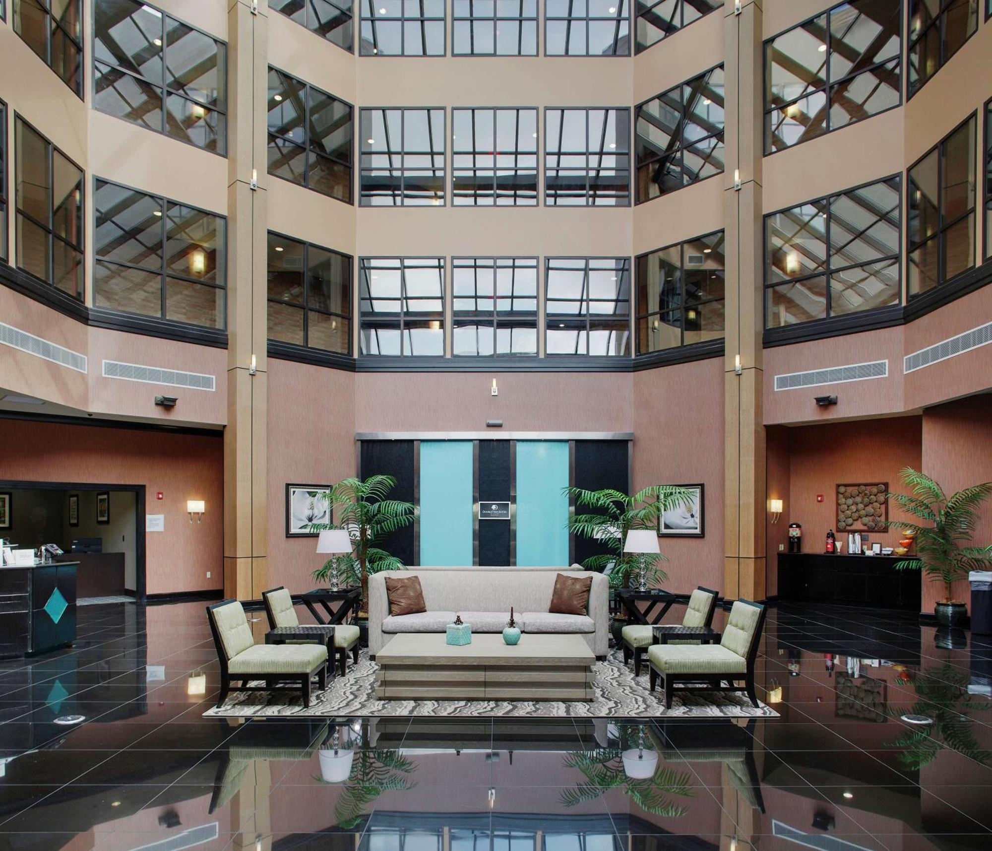 Doubletree Suites By Hilton Bentonville Eksteriør billede