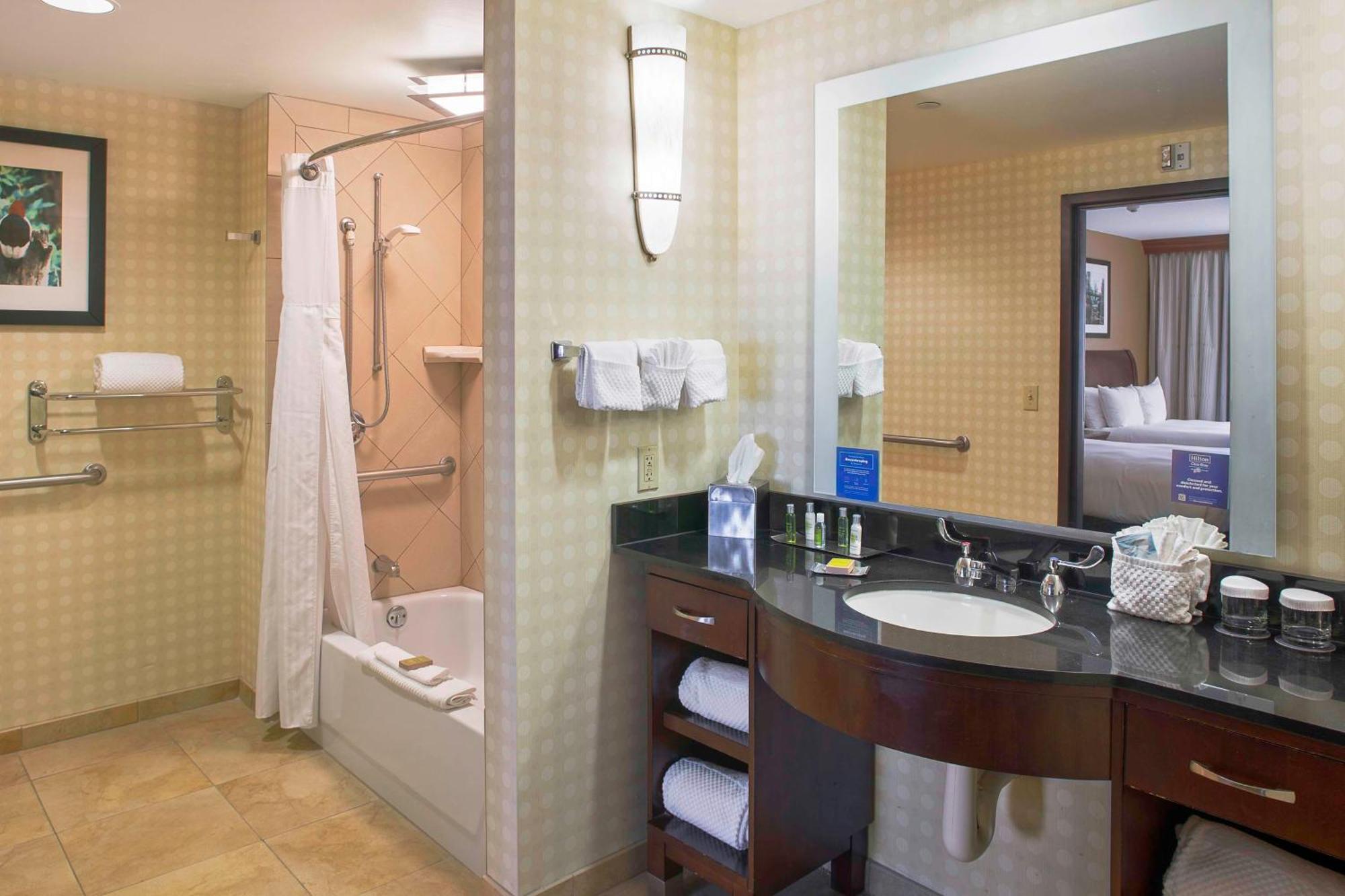 Doubletree Suites By Hilton Bentonville Eksteriør billede